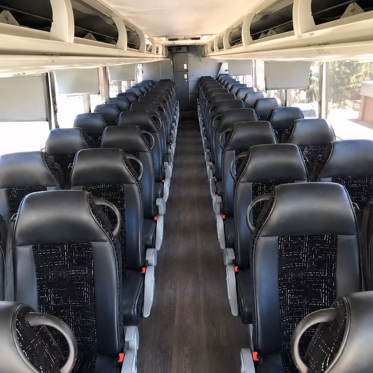 airport transfers to memphis international and little rock national