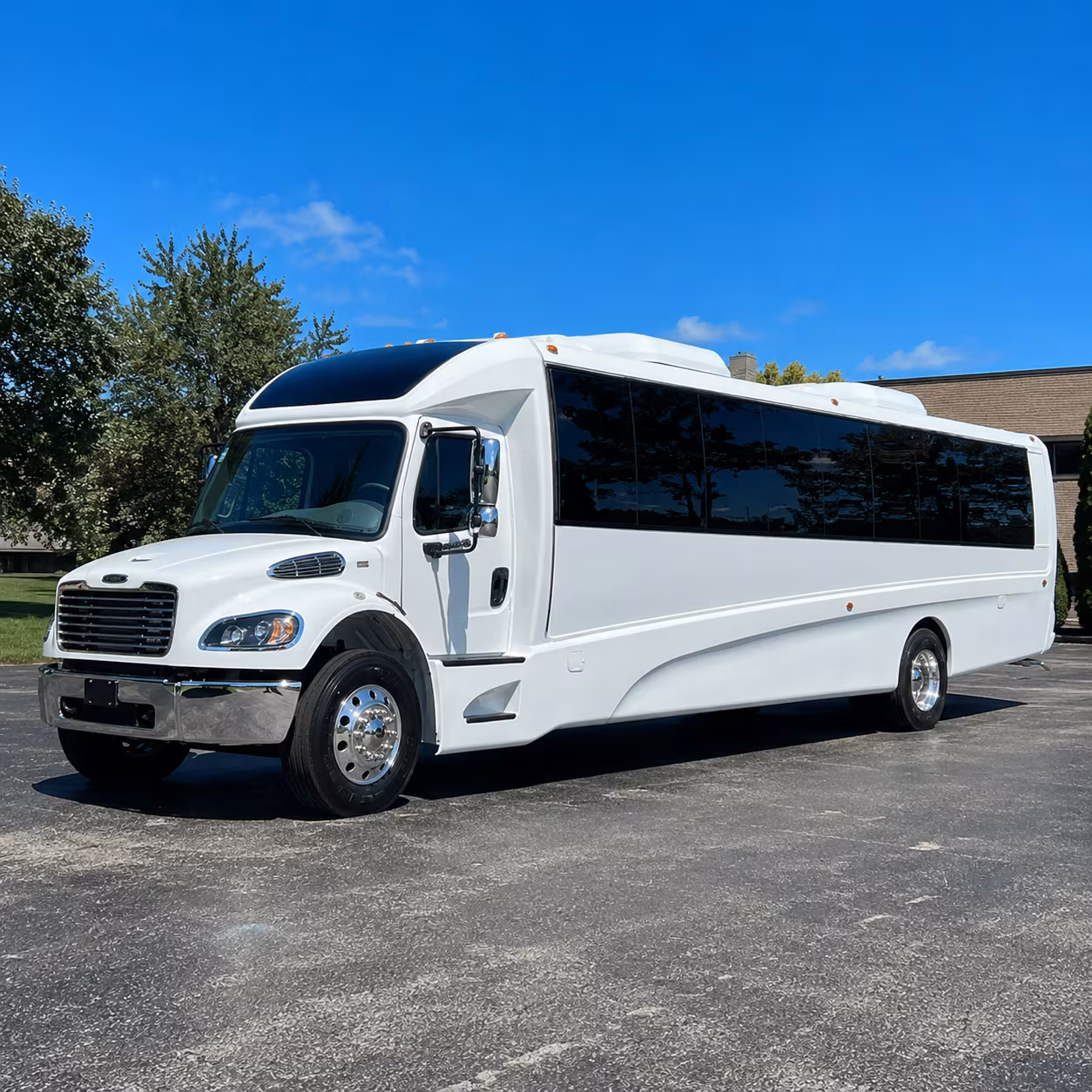 jonesborocharterbuscompany com connects you to group transportation for prom homecoming and school events