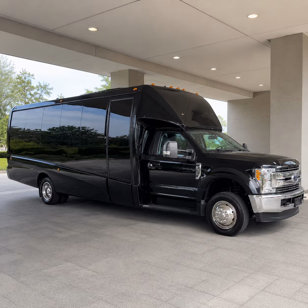 little rock bus rentals
