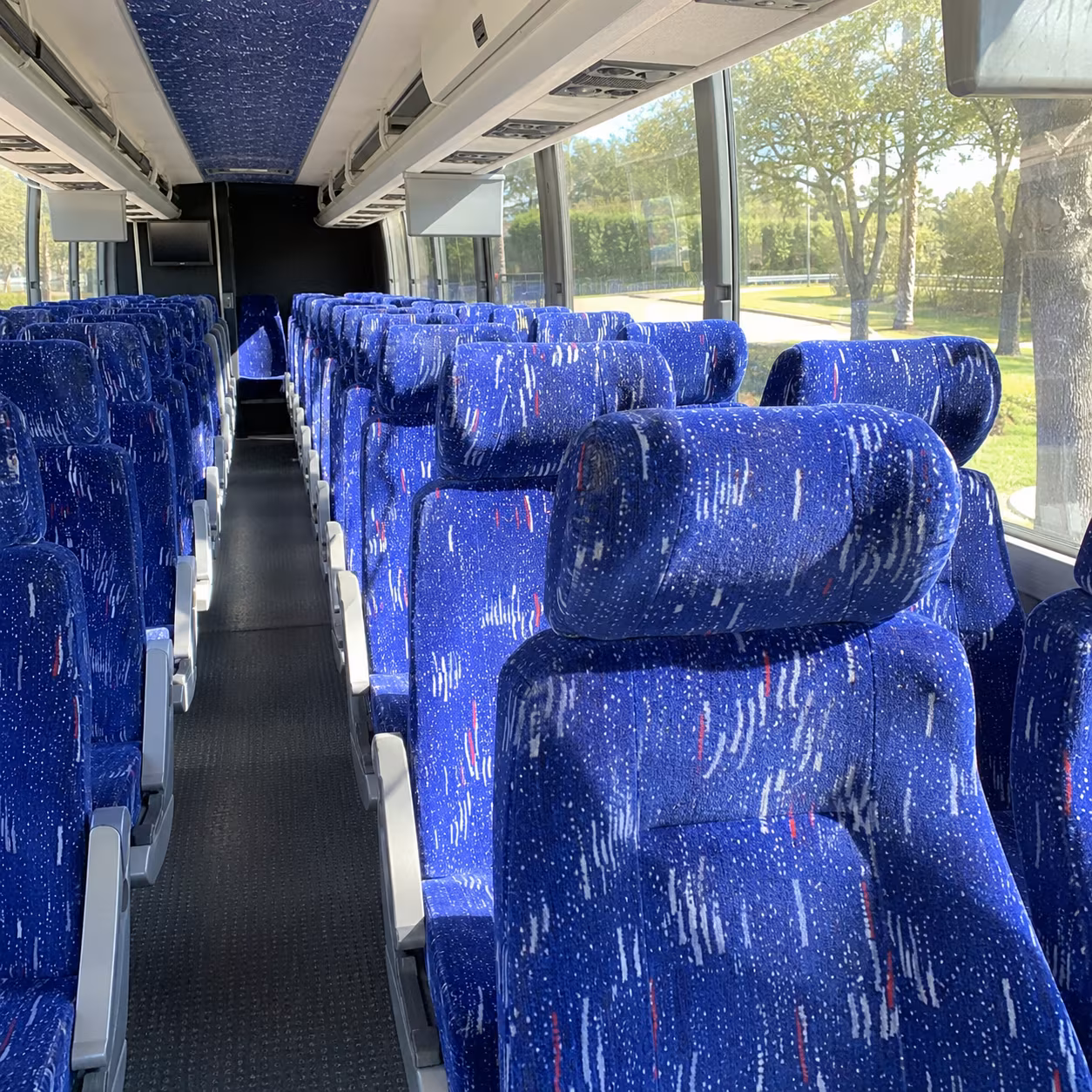 little rock tournament charter bus rentals for little rock sports teams and fan groups