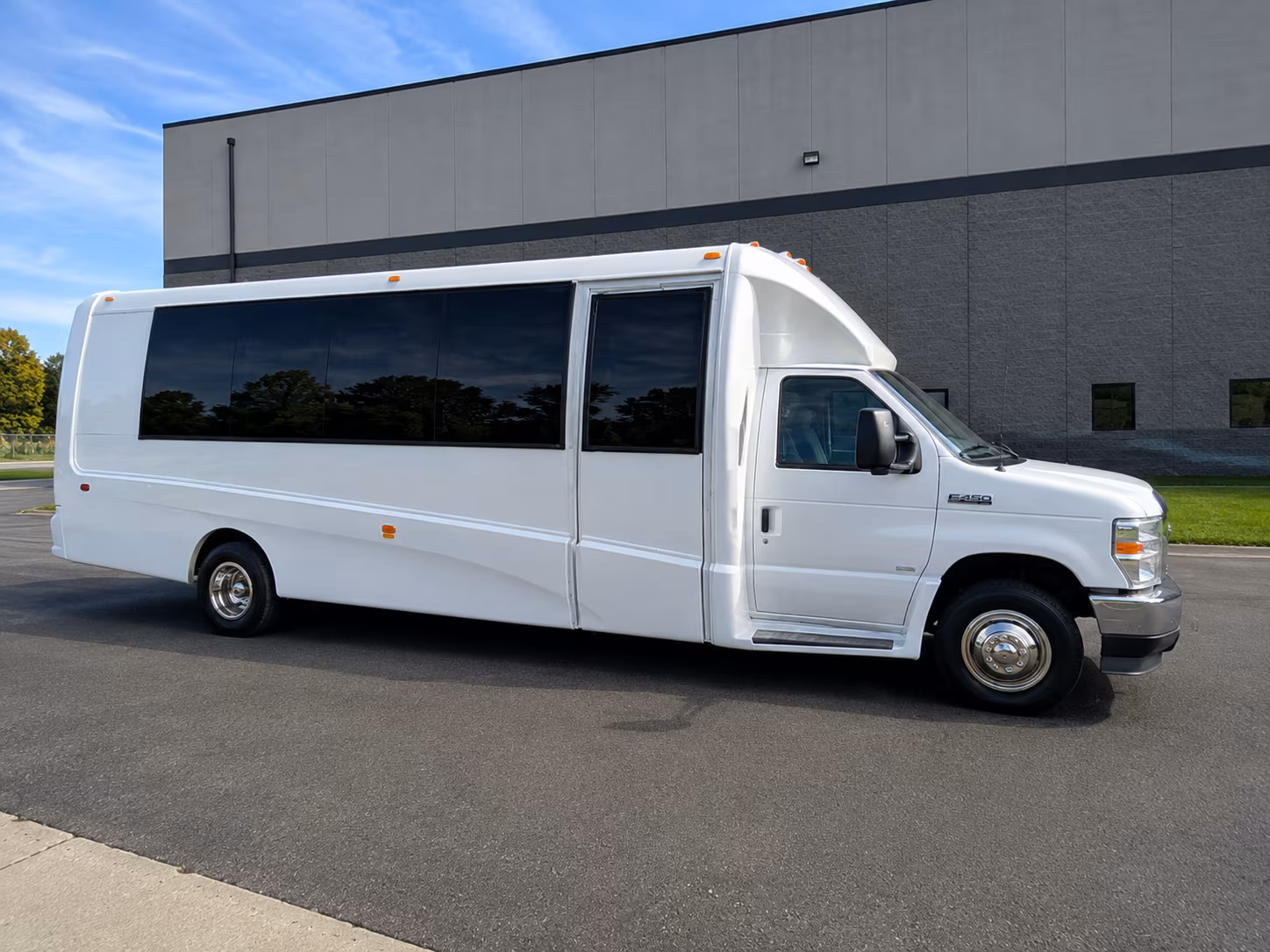 memphis employee shuttle services