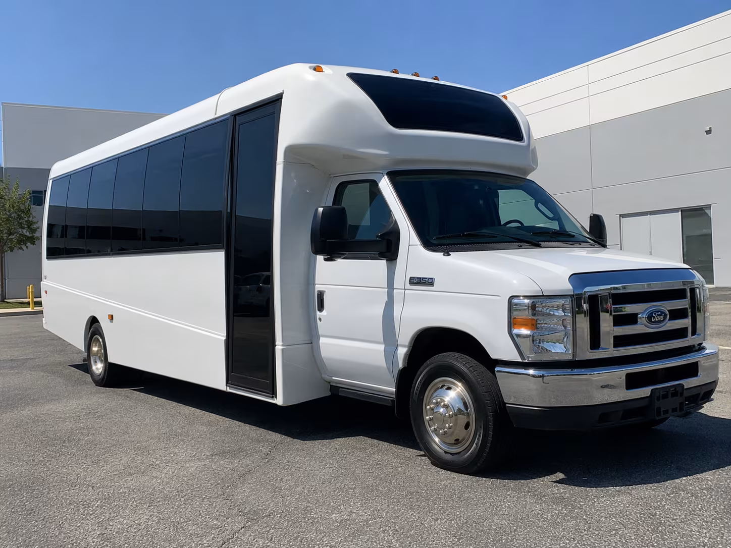 southaven get your group there with a southaven long distance charter bus rental