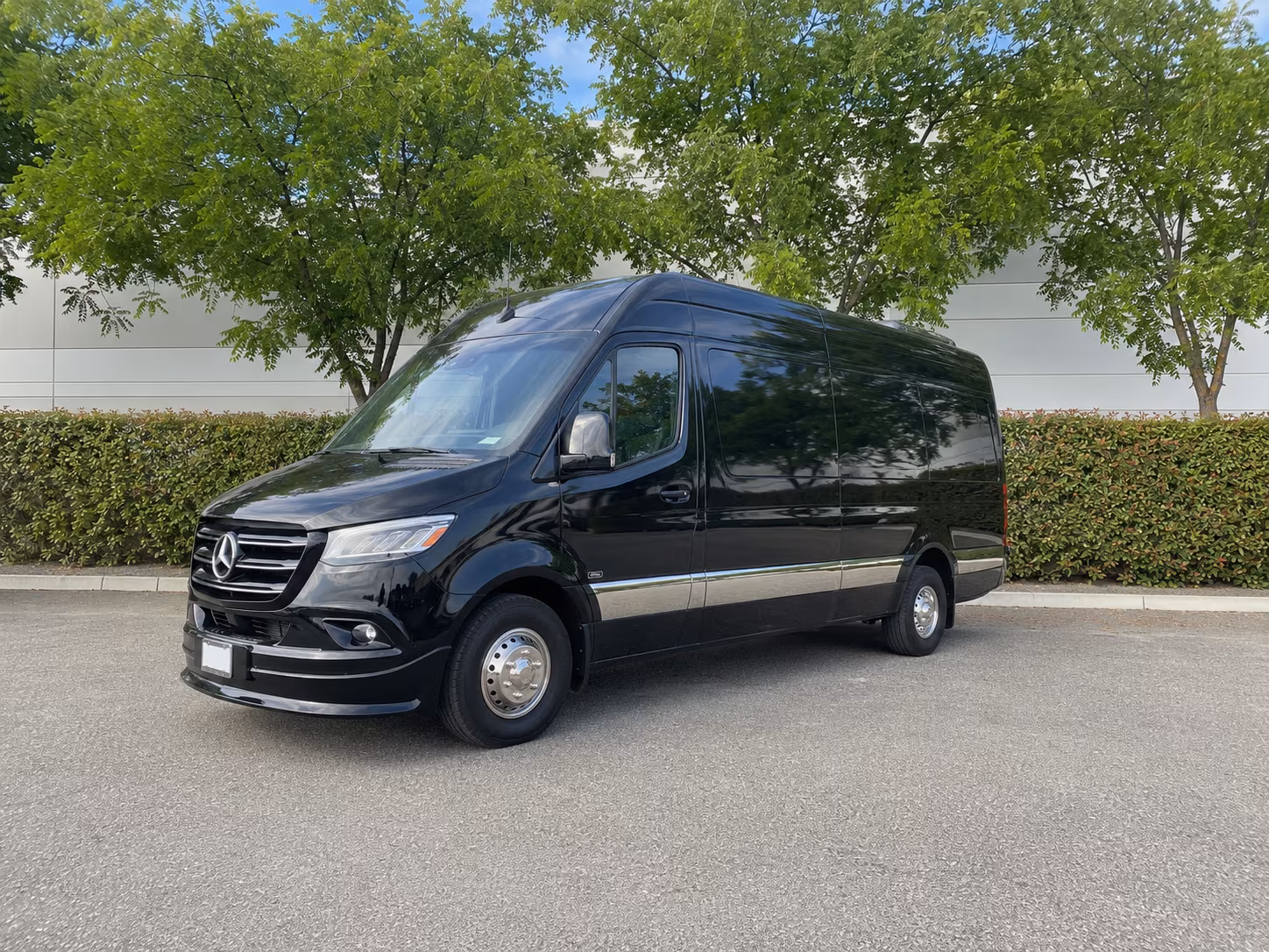tupelo book the perfect ride with tupelo prom bus rentals