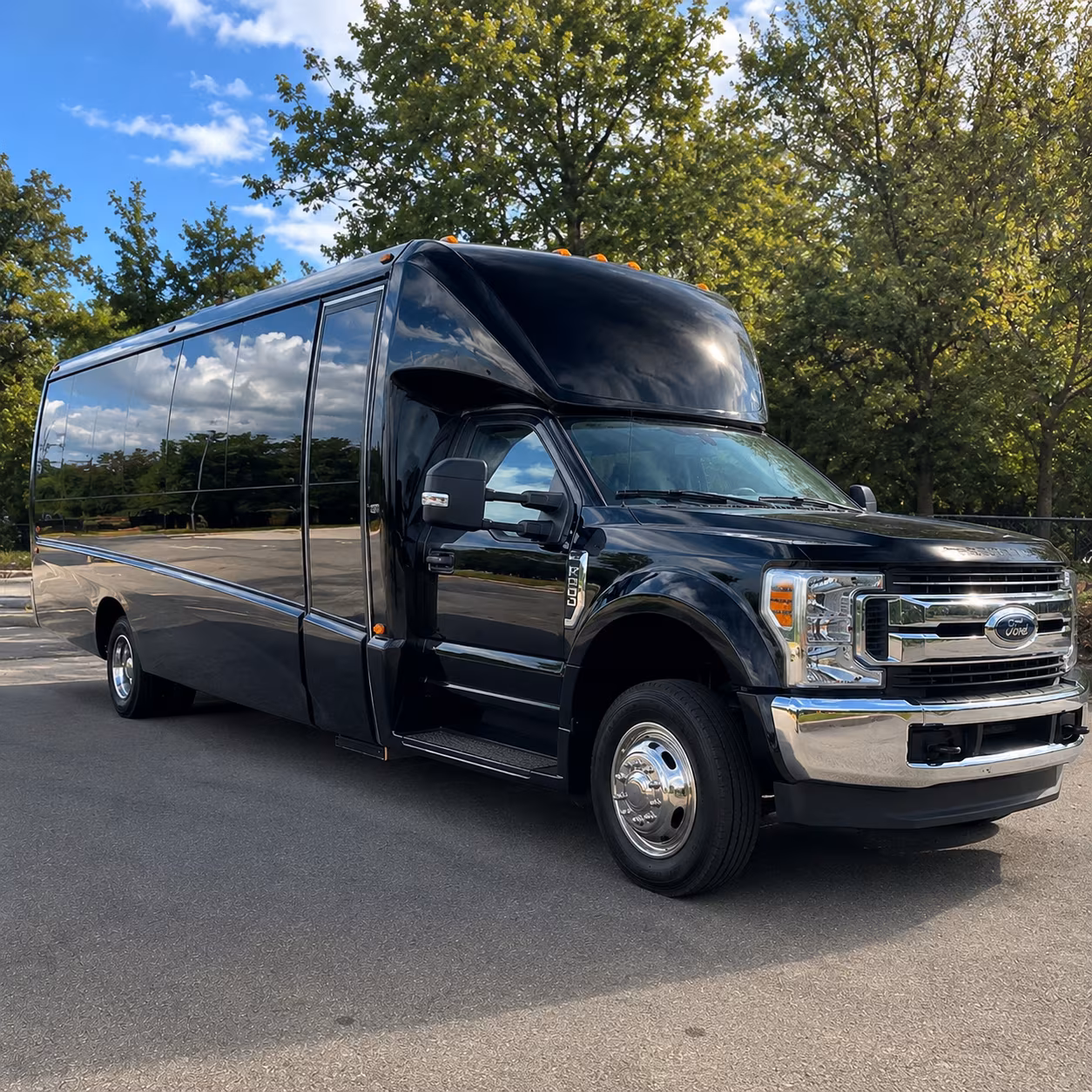 tupelo event transportation with a private charter bus in tupelo