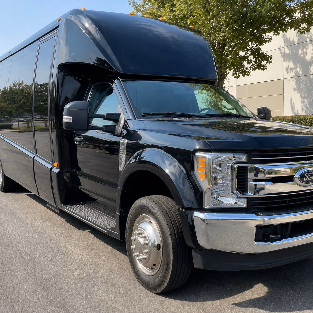 tupelo visit multiple wineries with one tupelo charter bus rental