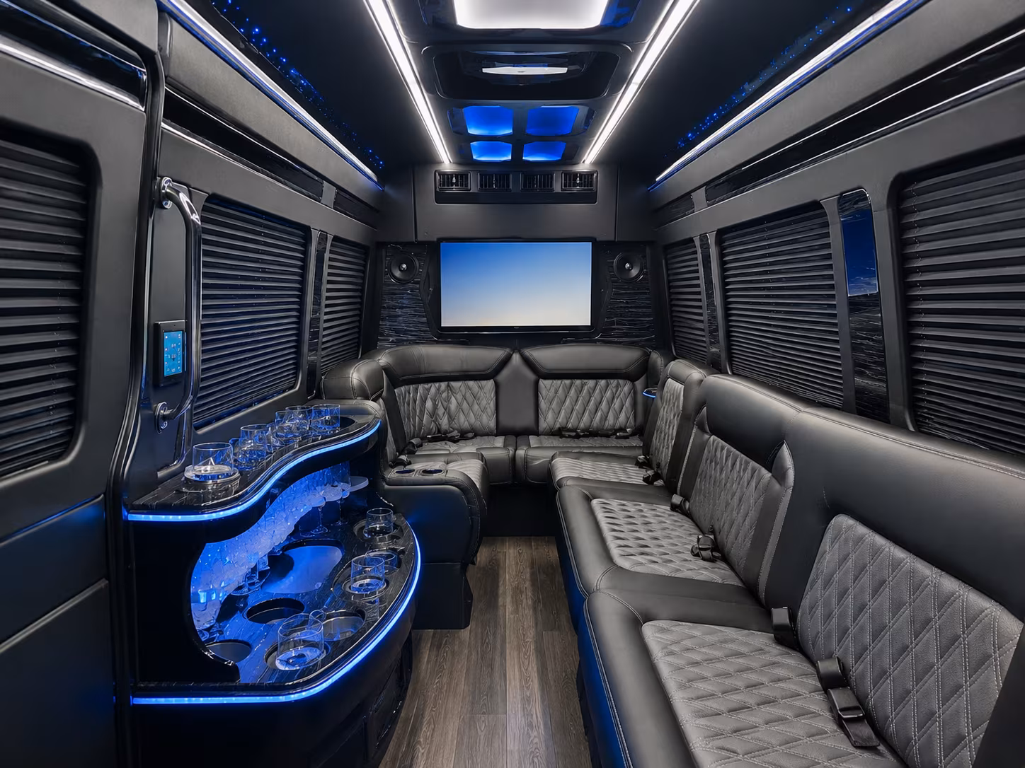 we help you compare buses to little rock fayetteville and across arkansas